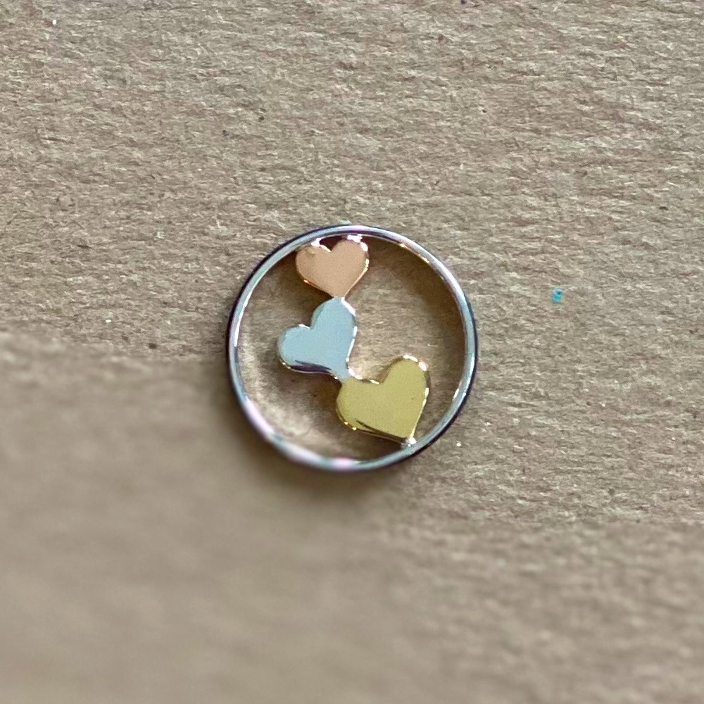 Origami Owl heart faceplate!✨
